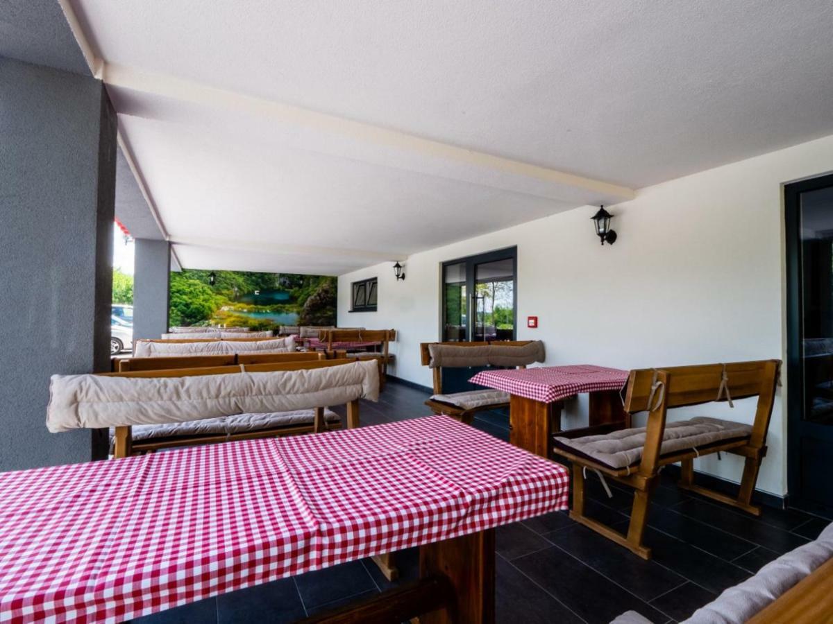 Bed and Breakfast Sobe Kod Bakija Карловаць Екстер'єр фото