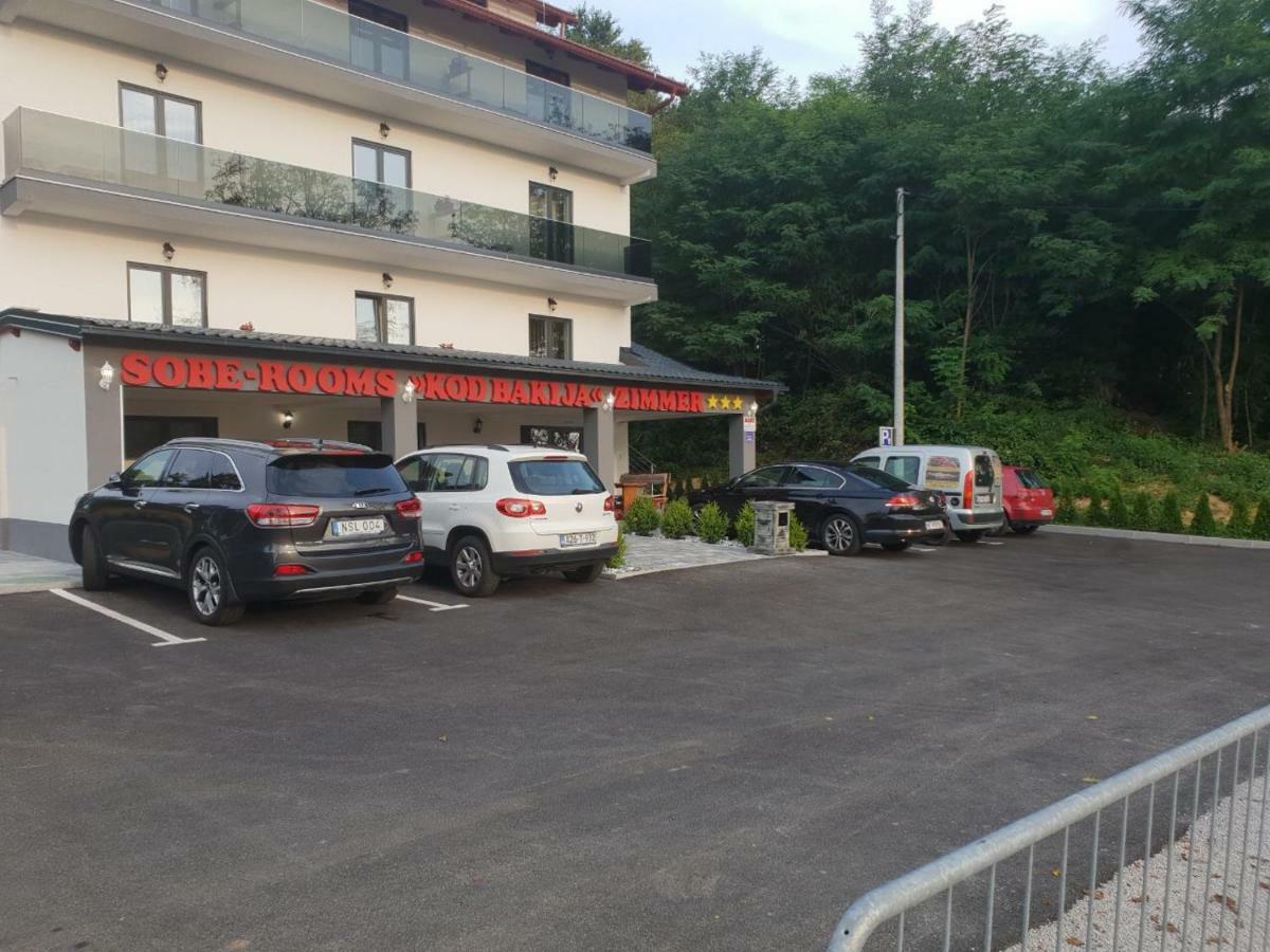 Bed and Breakfast Sobe Kod Bakija Карловаць Екстер'єр фото